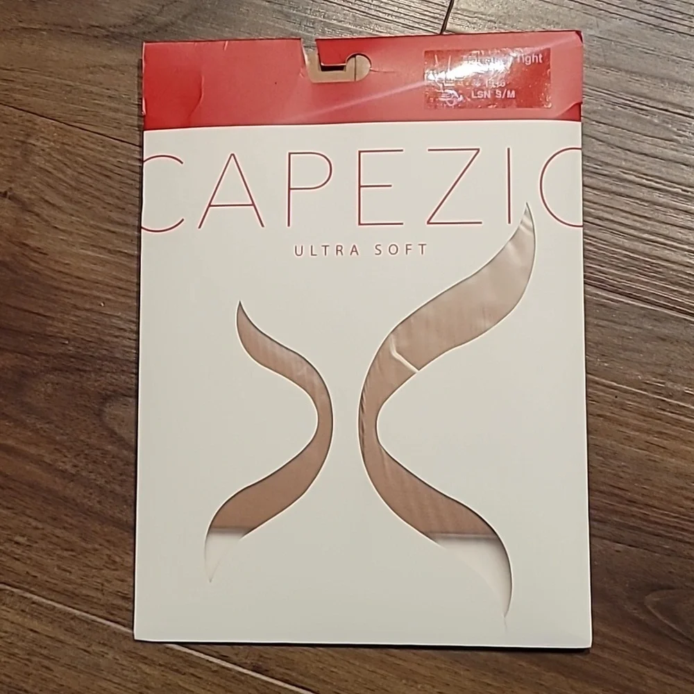 CAPEZIO Ultra Soft Footed Tight #1916   LSN S/M New
